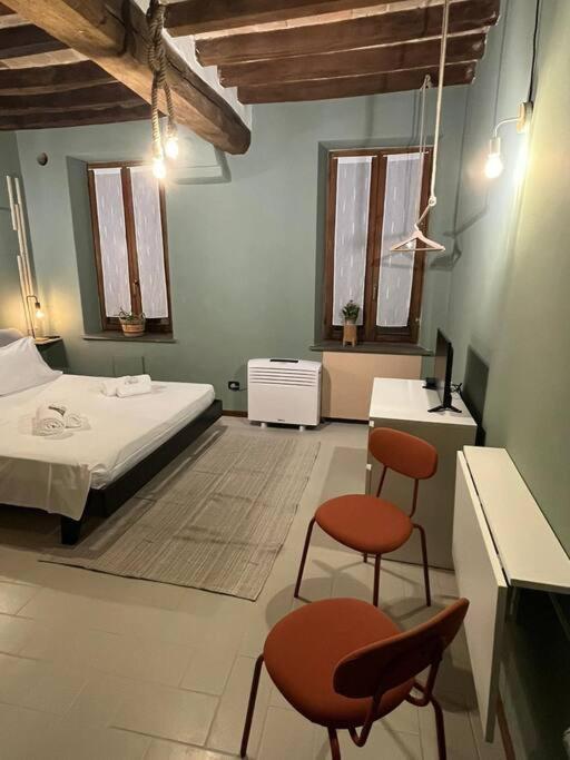 Monolocale Emanuele 4 *